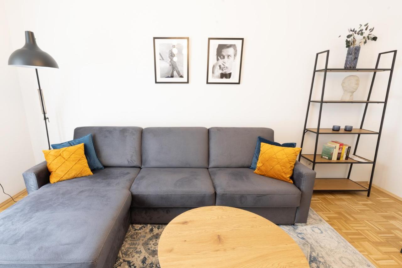 Rhein-Lahn Living - Modernes Design - Balkon Mit Aussicht - Zentrale Lage Nahe Rhein Und Martinsburg Lejlighed Lahnstein Eksteriør billede